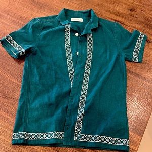 Abercrombie Kids NWOT. Boys guayabera, 11/12 (runs small)